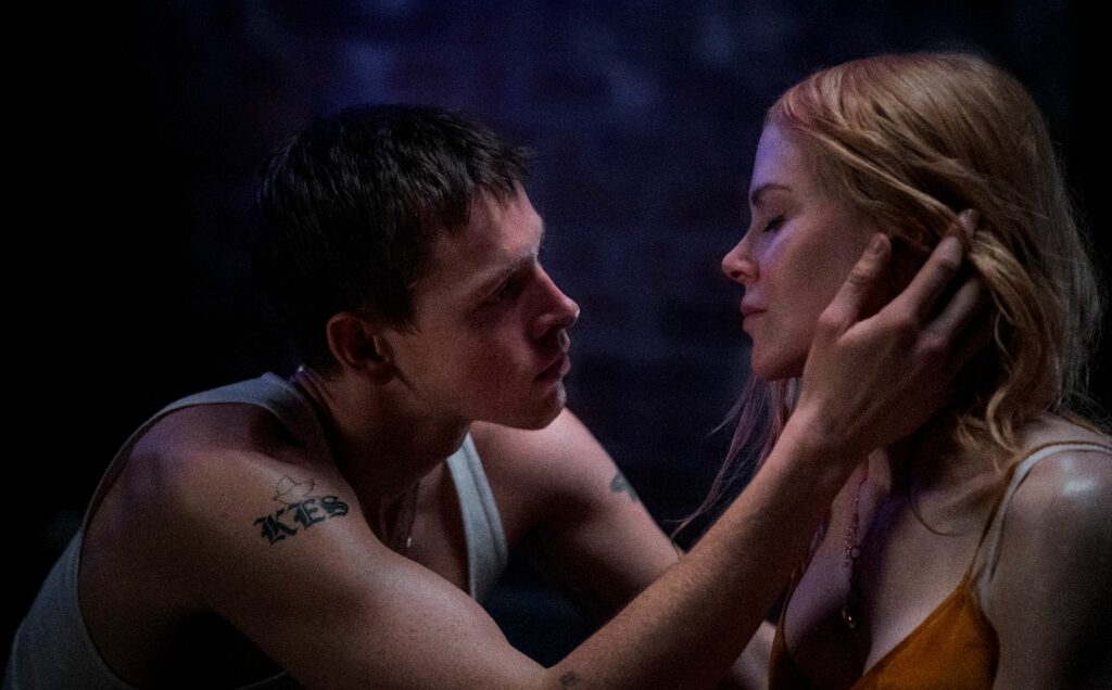 Harris Dickinson et Nicole Kidman dans "Babygirl"