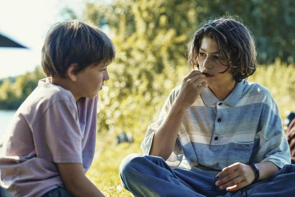 Lou Goossens et Marius de Saeger dans le film "Young Hearts"