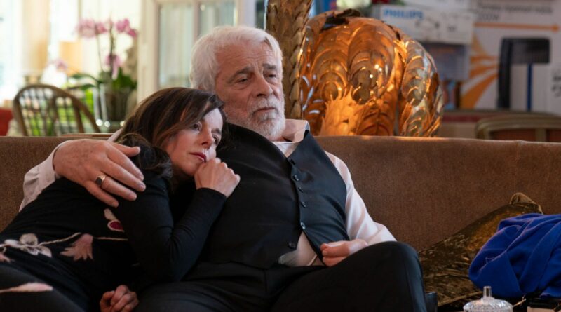 Laure Calamy et Jacques Weber dans "L'origine du mal"