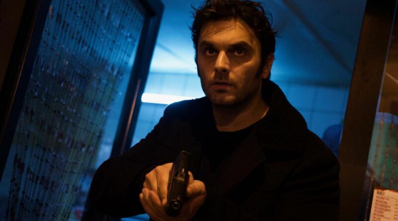 Pio Marmaï dans le film "Comment je suis devenu super-héros"