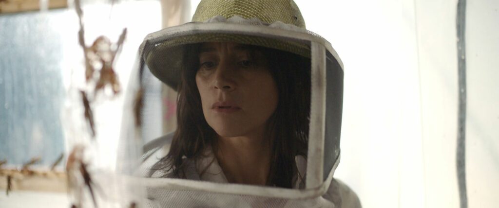 Suliane Brahim dans "La Nuée"