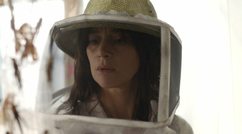 Suliane Brahim dans "La Nuée"
