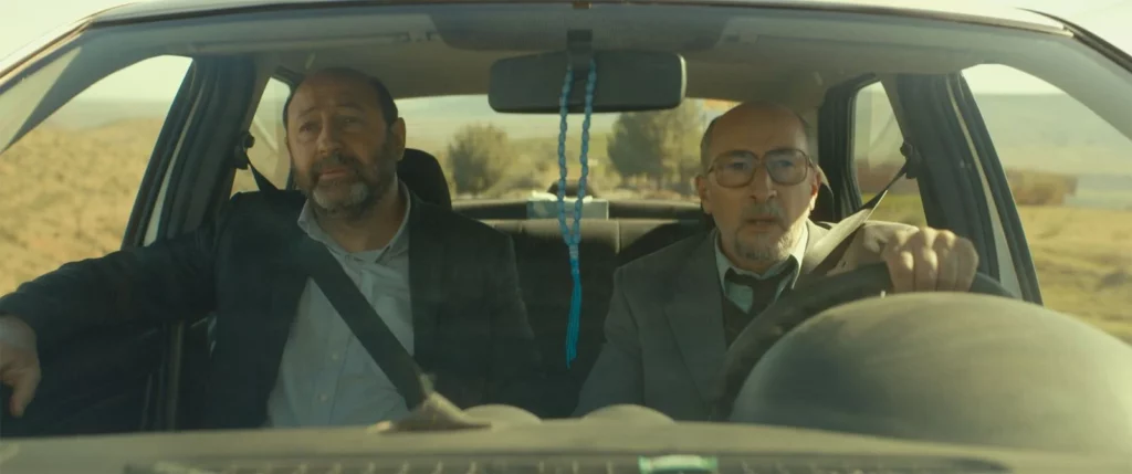 Kad Merad et Fatsah Bouyahmed dans Citoyen d'Honneur