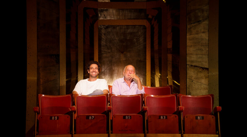 Max Boublil et François Berléand dans L'Expérience Théâtrale