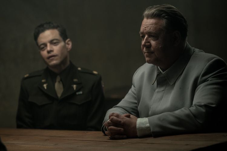 Rami Malek et Russell Crowe dans Nuremberg