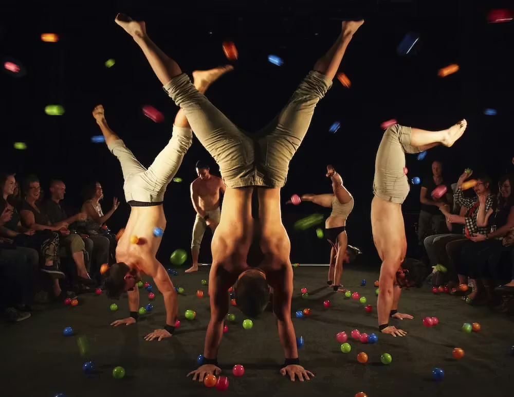 Spectacle A simple space par la compagnie de cirque contemporain GOM